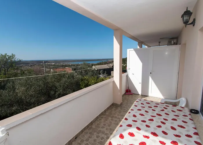 Apartament Luca Sea View Ražanac